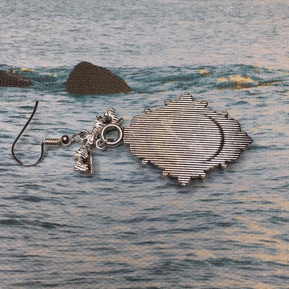 Mermaid Scales Earrings - Picture 6 of 9